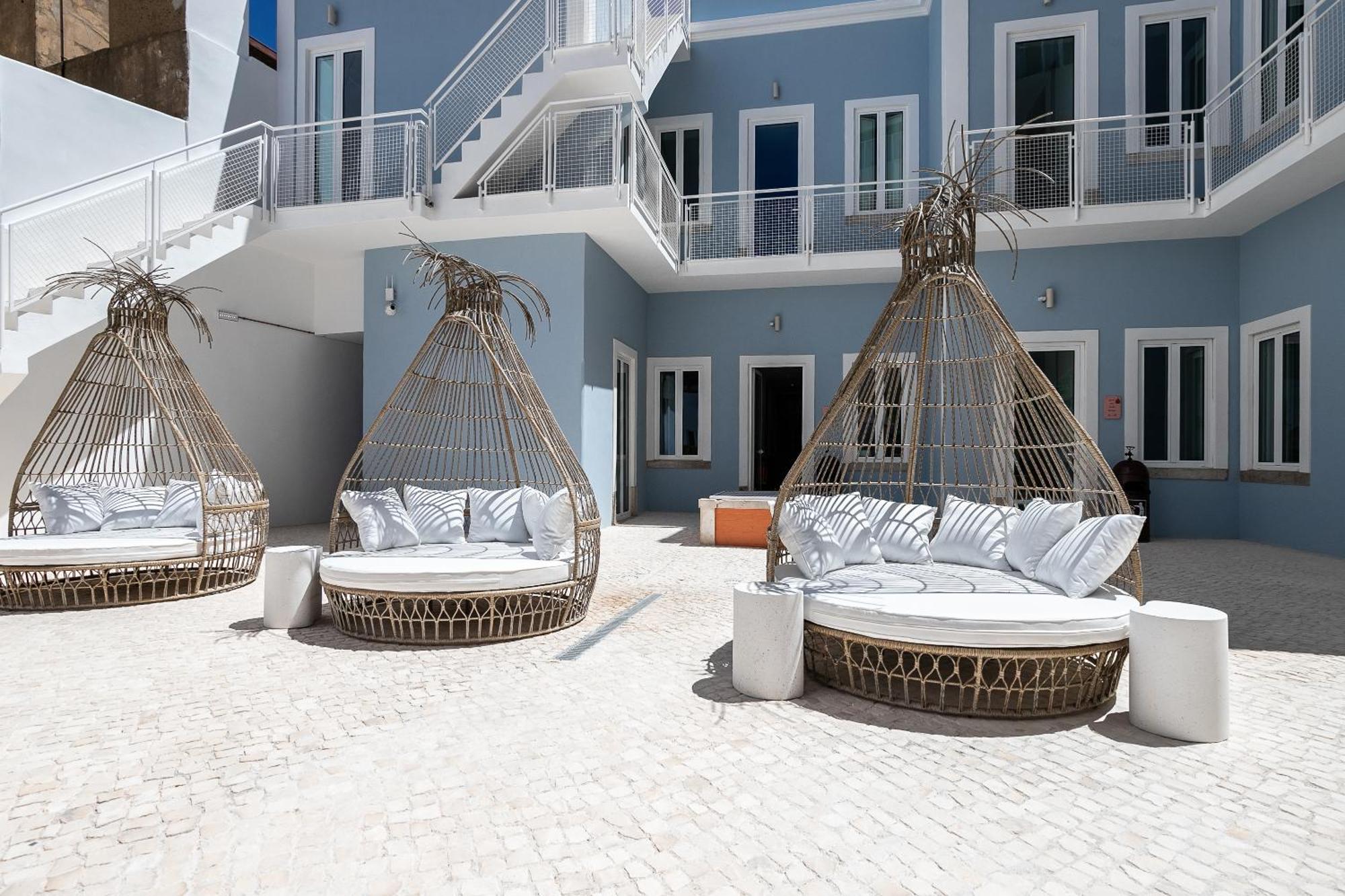 פארו Dona Simone Boutique Suites & Studios - By @ Rita'S Place מראה חיצוני תמונה