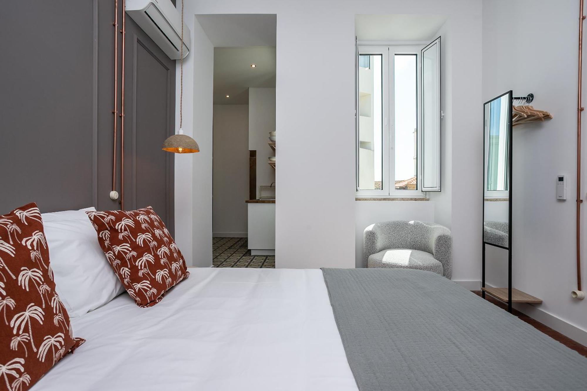פארו Dona Simone Boutique Suites & Studios - By @ Rita'S Place מראה חיצוני תמונה