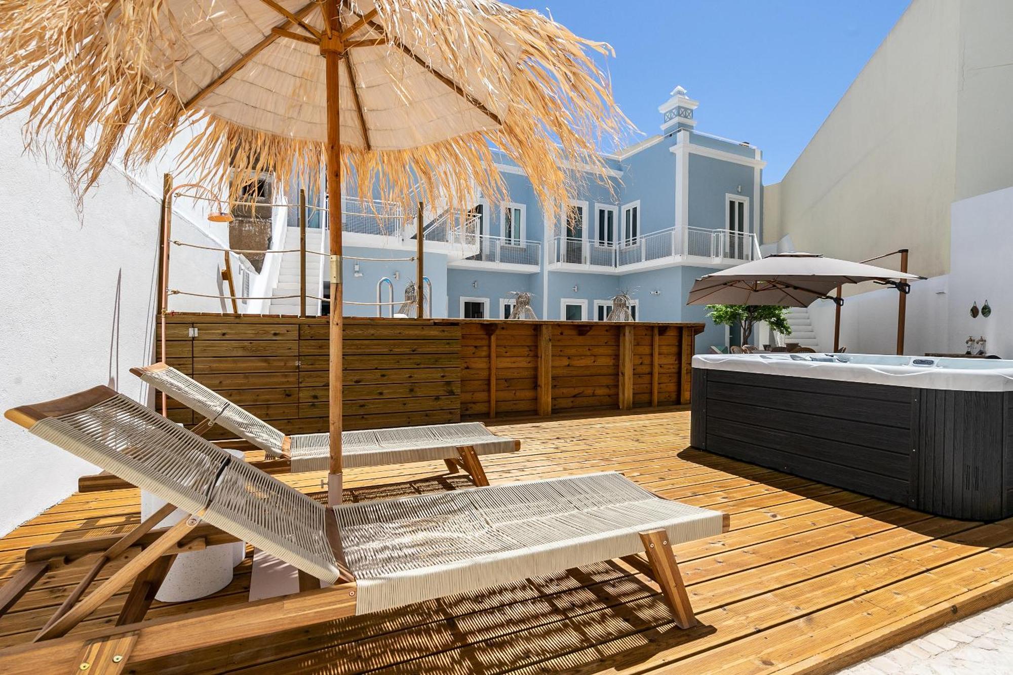 פארו Dona Simone Boutique Suites & Studios - By @ Rita'S Place מראה חיצוני תמונה